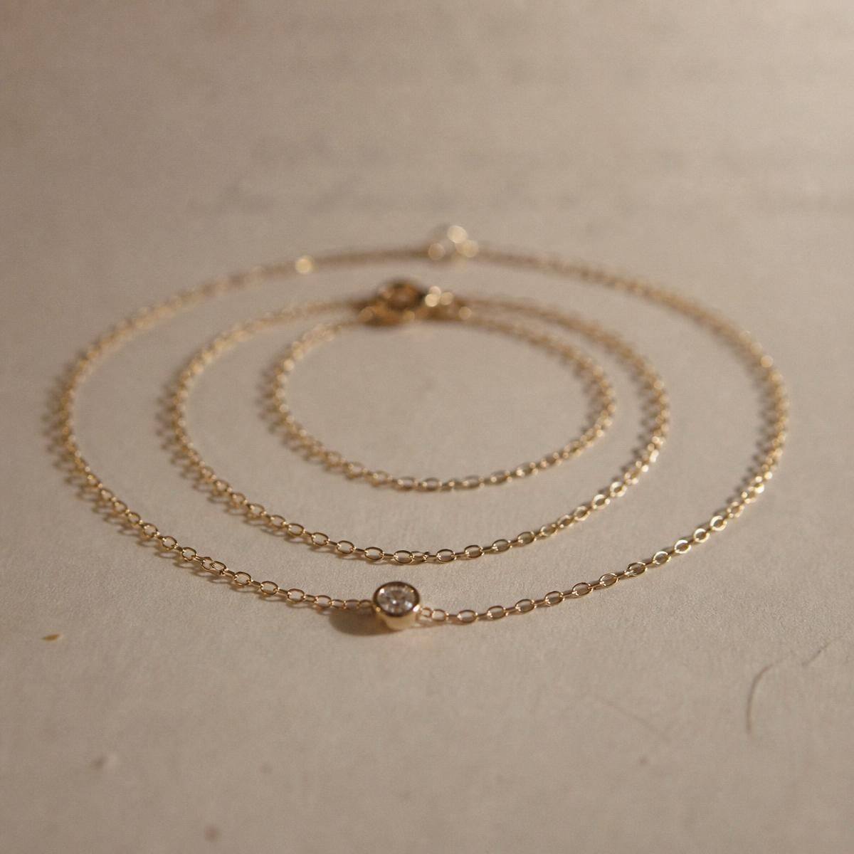 Fine Chain with Pendant — Gold 18K necklaces